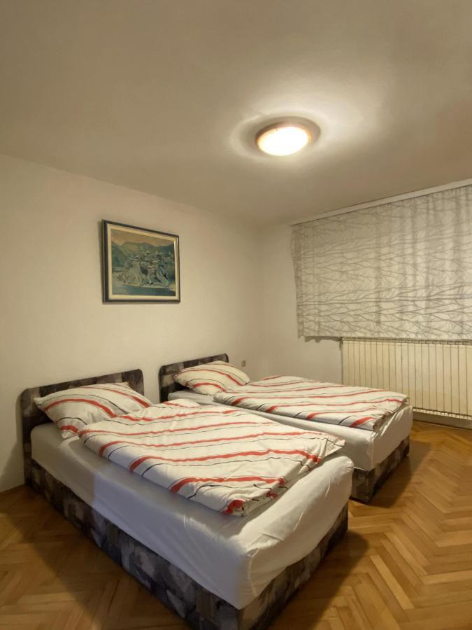 Dino'S Apartment Сараєво Екстер'єр фото