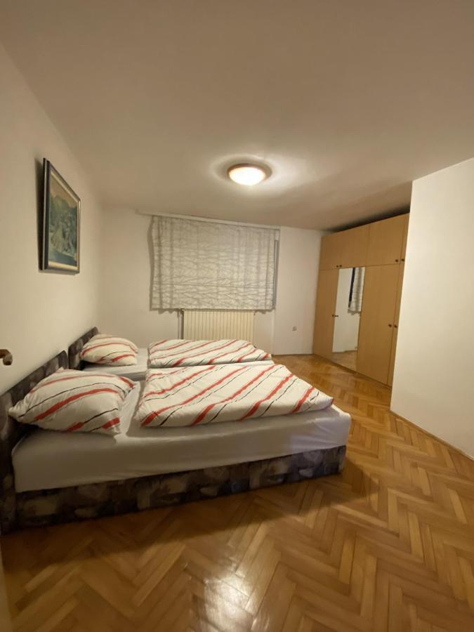 Dino'S Apartment Сараєво Екстер'єр фото